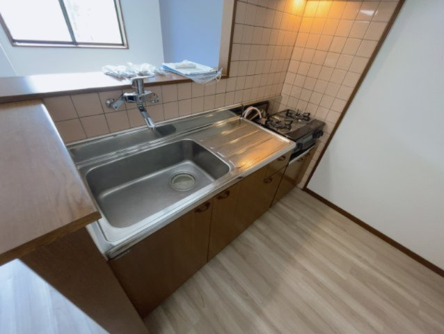 レジデンス清水山のキッチン|別号室の写真となります