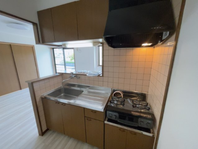 レジデンス清水山のキッチン|別号室の写真となります