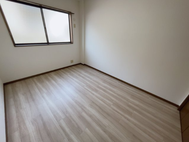 レジデンス清水山の居間・リビング|別号室の写真となります