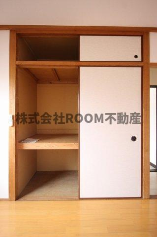 センチュリーハイツRYOの収納|小物を収納するのに便利です