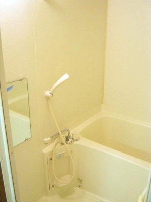 【浴室】 | メゾン　アベイユ