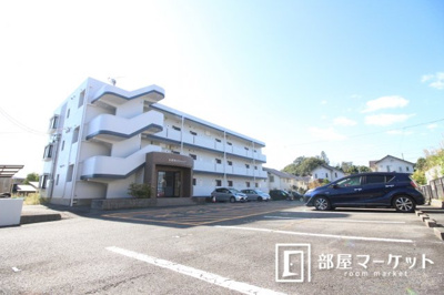 【駐車場】 | トミヨシロンハイツ