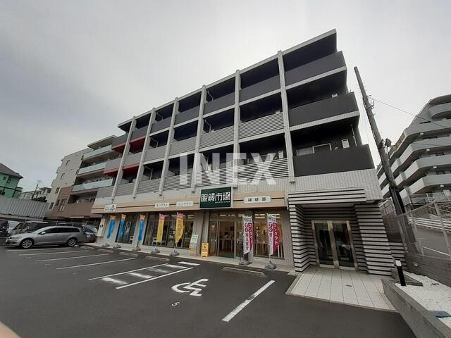 横浜市磯子区磯子２丁目の賃貸マンションの外観