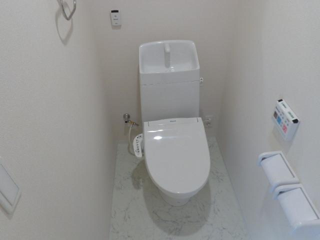 シャワー付トイレ