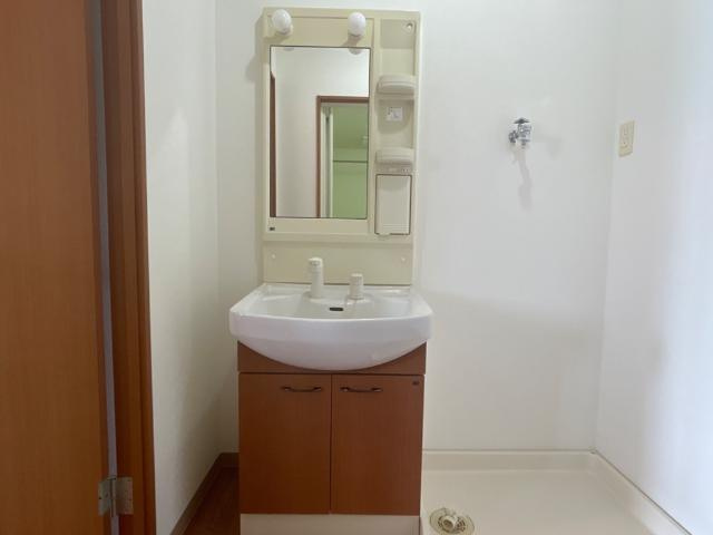 洗髪洗面化粧台