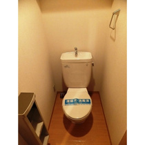 ゆったりとした空間のトイレです