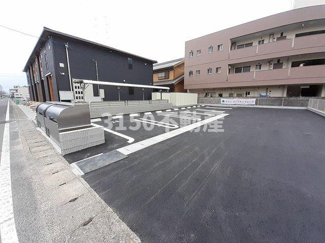 ビー　ホームⅡの駐車場