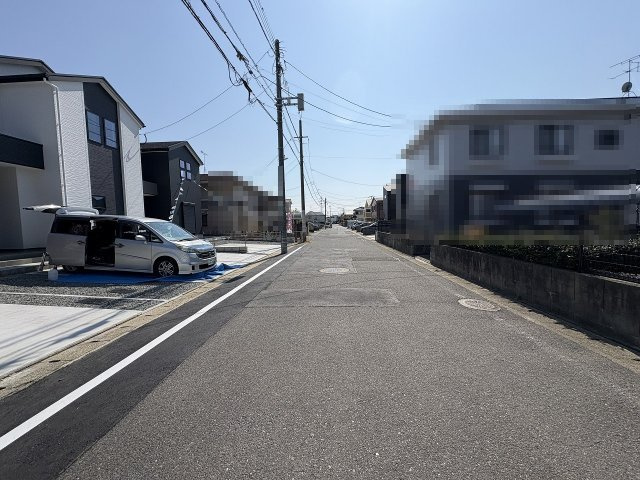 【その他】 | 福岡市東区三苫2丁目6期7期　3号棟（全5棟）【仲介手数料無料・0円】 | 現地写真。前面道路です。