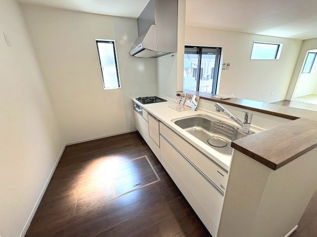 【キッチン】 | 福岡市東区三苫2丁目6期・7期　3号棟（全5棟）【仲介手数料無料・0円】 | ※現地写真準備中の為、施工例です。施工例は完成時と異なる場合があります。