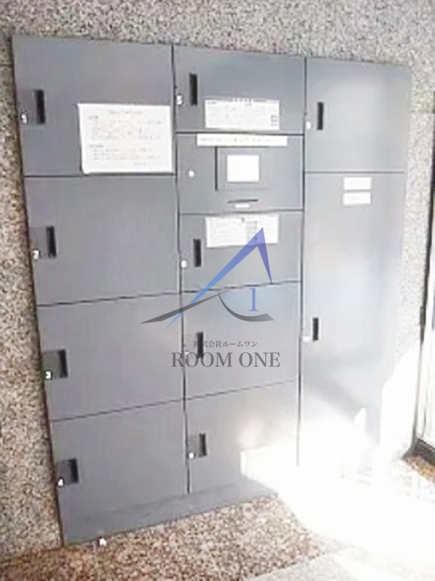 ルーブル南池袋のその他共用部分|宅配ボックスです。
