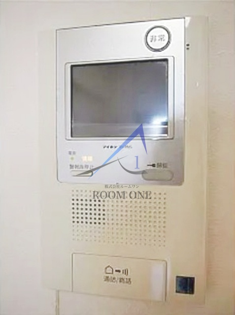 ルーブル南池袋のセキュリティ|モニター付きインターホンです。