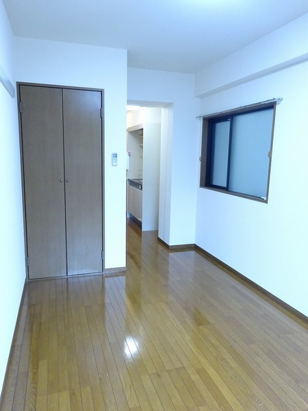 ゆったり過ごせるリビングです