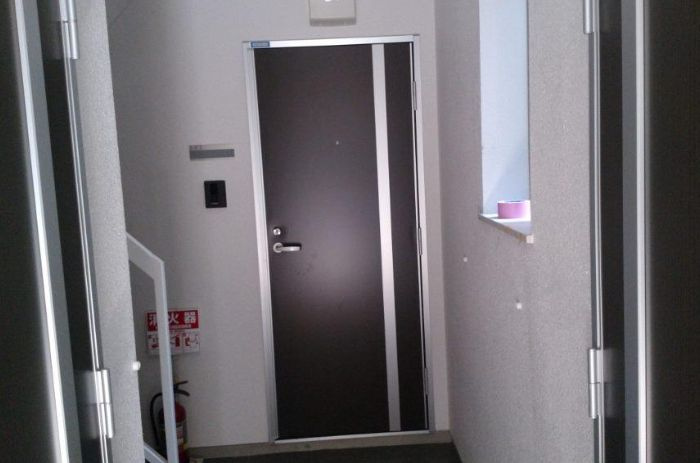 シャンテ大塚の玄関