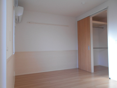 【洋室】 | レッドアイ