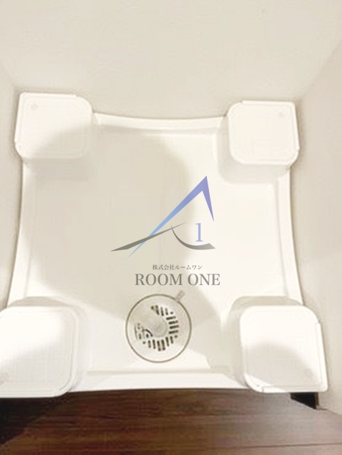 グランヴァン赤坂の設備|洗濯機置き場です。