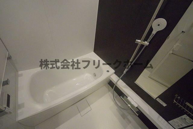 武蔵野市吉祥寺南町３丁目の賃貸マンションの浴室