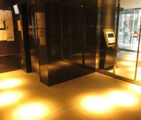 クレイシア秋葉原のロビー