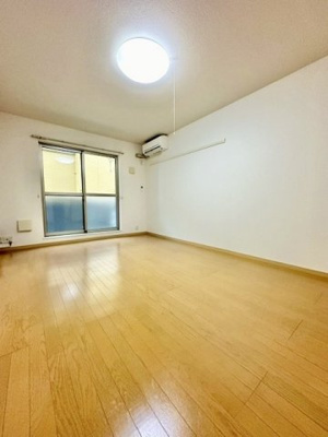 【居間・リビング】 | アプリコットヒルズ | こちらの居間で趣味の時間をお楽しみください