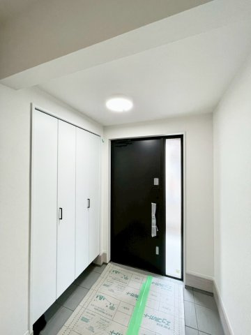 上田市岩下の玄関|玄関には大容量のシューズボックスが付いているので毎日の靴選びも楽々です♪