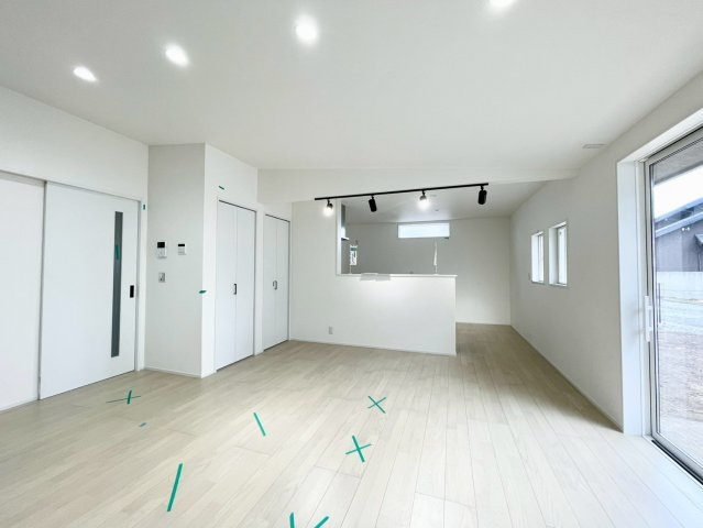 上田市岩下の居間・リビング