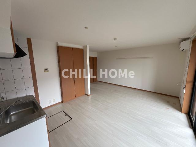 ピュア　ステージの居間・リビング|当社、チルホームのHPもご覧ください(^^)/物件情報多数♪