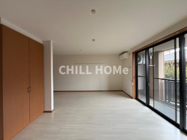 ピュア　ステージの居間・リビング|当社、チルホームのHPもご覧ください(^^)/物件情報多数♪