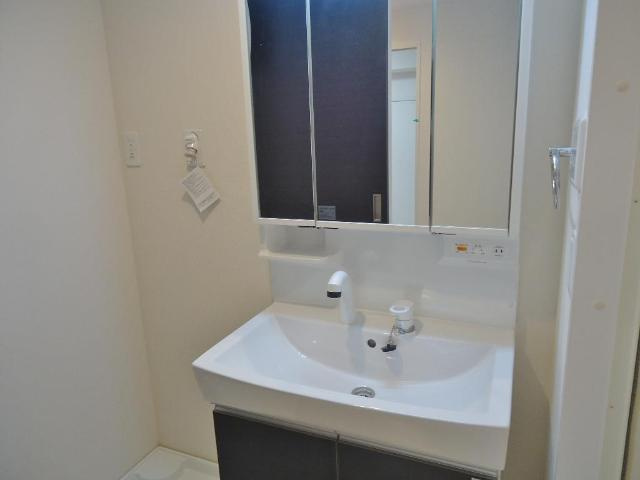 コート・ブリィス長津田の洗面所|洗髪洗面化粧台