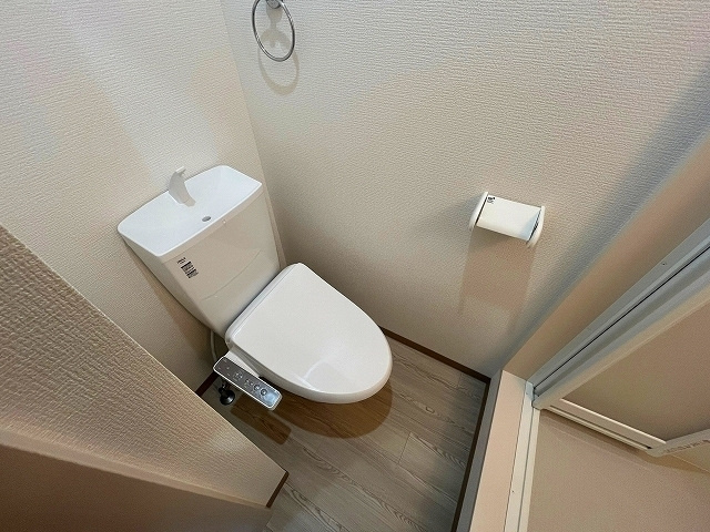 ＣＯＬＬＩＮＡ本浦２０のトイレ