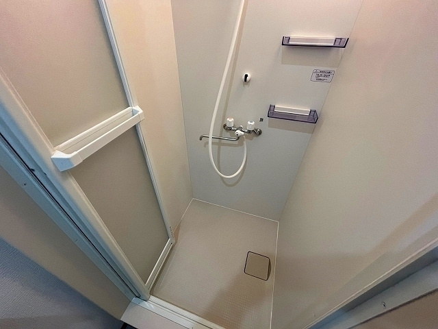 ＣＯＬＬＩＮＡ本浦２０のシャワールーム