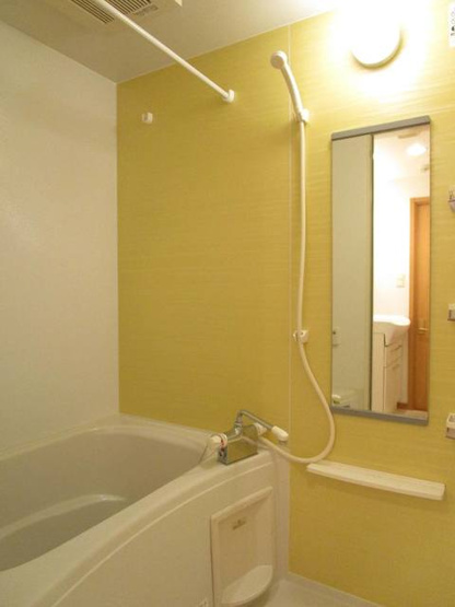 【浴室】 | ロイヤル・レジデンス弐番館 | バス