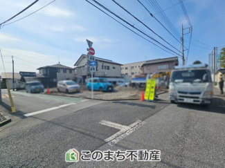 【前面道路含む現地写真】 | ブルーミングガーデン宇都宮市清住3丁目　1号棟 | 前面道路含む現地写真