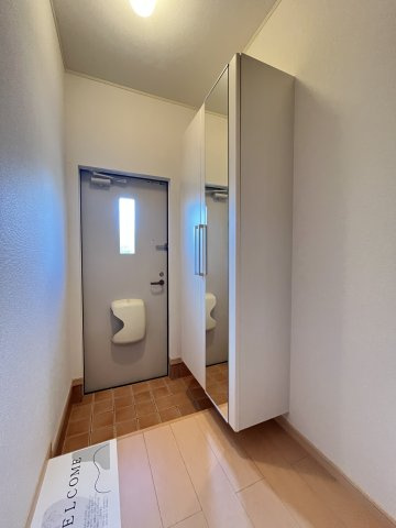 ＡＬＢＡ　Ｃの玄関