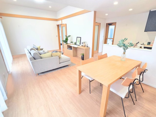 泉区明石南二丁目中古戸建