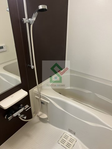 フレイムタウアの浴室