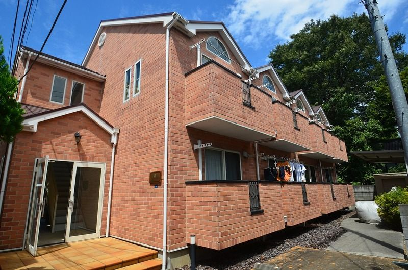 ピュアハイムAKの外観