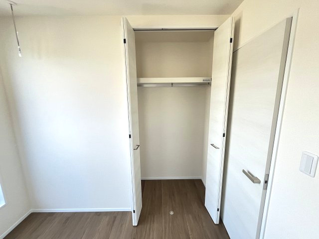 【収納】 | 福岡市東区香椎5丁目　1号棟（全1棟）【仲介手数料無料・0円】 | 施工例。施工例は完成時と異なる場合があります。