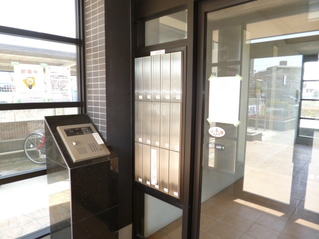 【エントランス】 | ブルックハウス