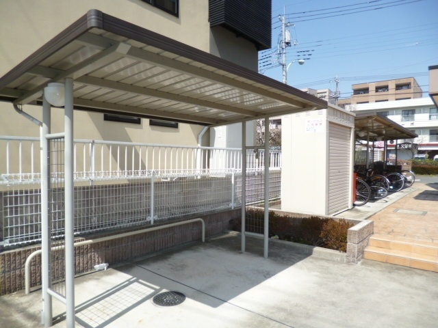 【その他共用部分】 | ブルックハウス