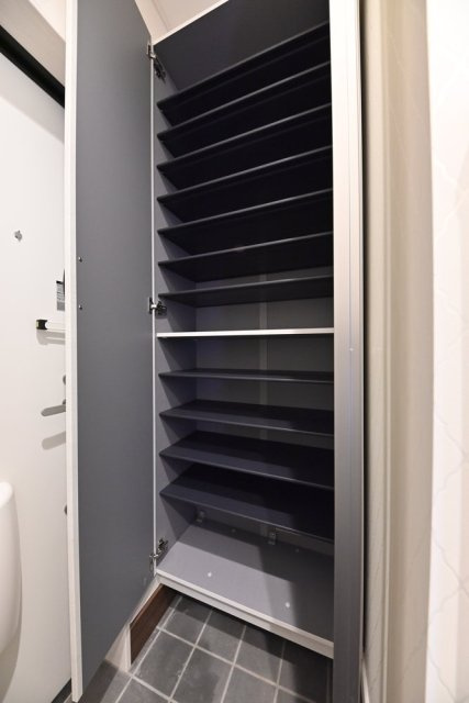 ルア浜田山の収納|靴入