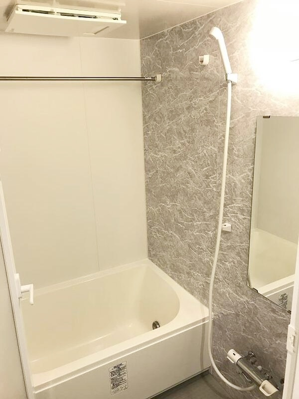 D.Largo鶴見の浴室|追い焚き機能付き♪