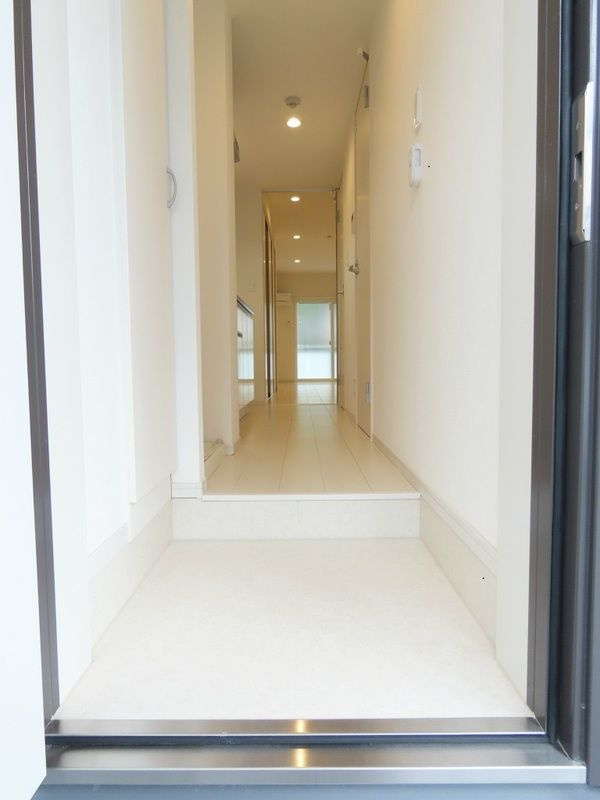 リブリ・グランディール西新井Ⅱの玄関