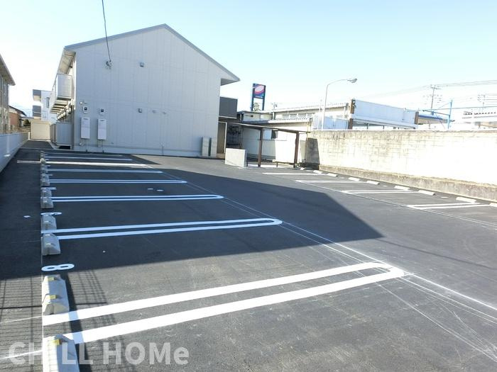 チェントロクオーレⅠの駐車場|他社様掲載物件もまとめてご紹介、ご案内可能です(^^)/