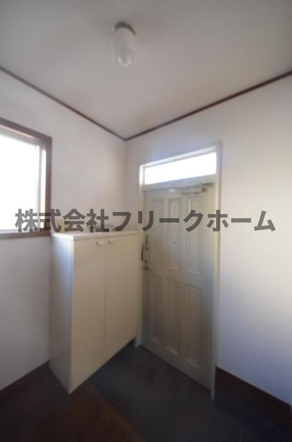 杉並区久我山３丁目のタウンの玄関