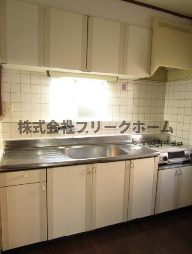 杉並区久我山３丁目のタウンのキッチン