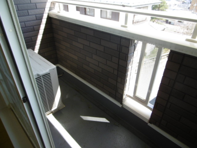 【バルコニー】 | グランド ヒル