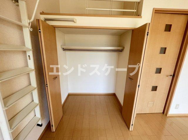 ナカイパレスBの収納|高崎、前橋、伊勢崎エリアのお部屋探しはエンドスケープまで！お客様の理想お聞かせ下さい♪
内装が画像と異なる場合がございます。