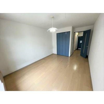 【居間・リビング】 | 第５グリーンハイツ | ゆったりとした居間です