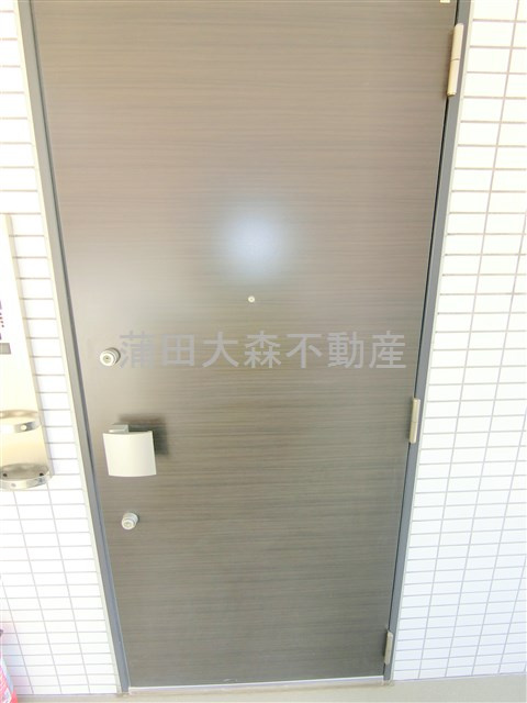 メインステージ多摩川Ⅱの玄関