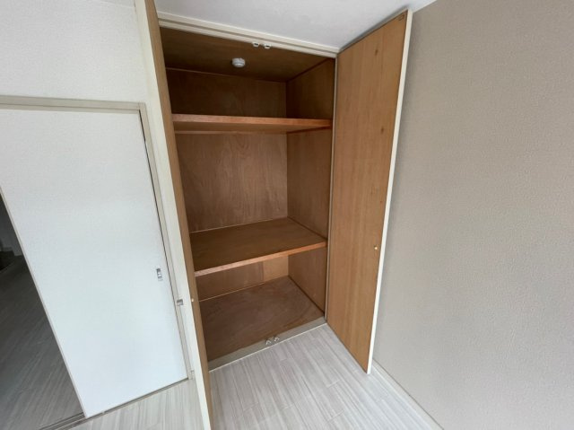 グランデール本多聞の収納