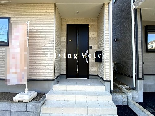 【エントランス】 | 【仲介手数料０円】平塚市四之宮第27　新築一戸建て　1号棟　全2棟 | 平塚市四之宮第27　新築一戸建て　全2棟
